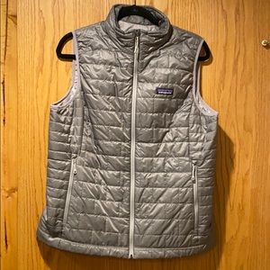 Women’s Patagonia Nano Vest-Silver/Gray
